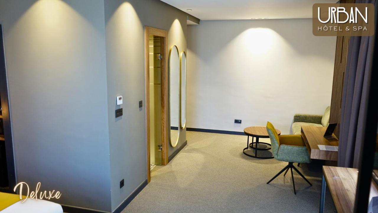 Hotel Urban & 4*