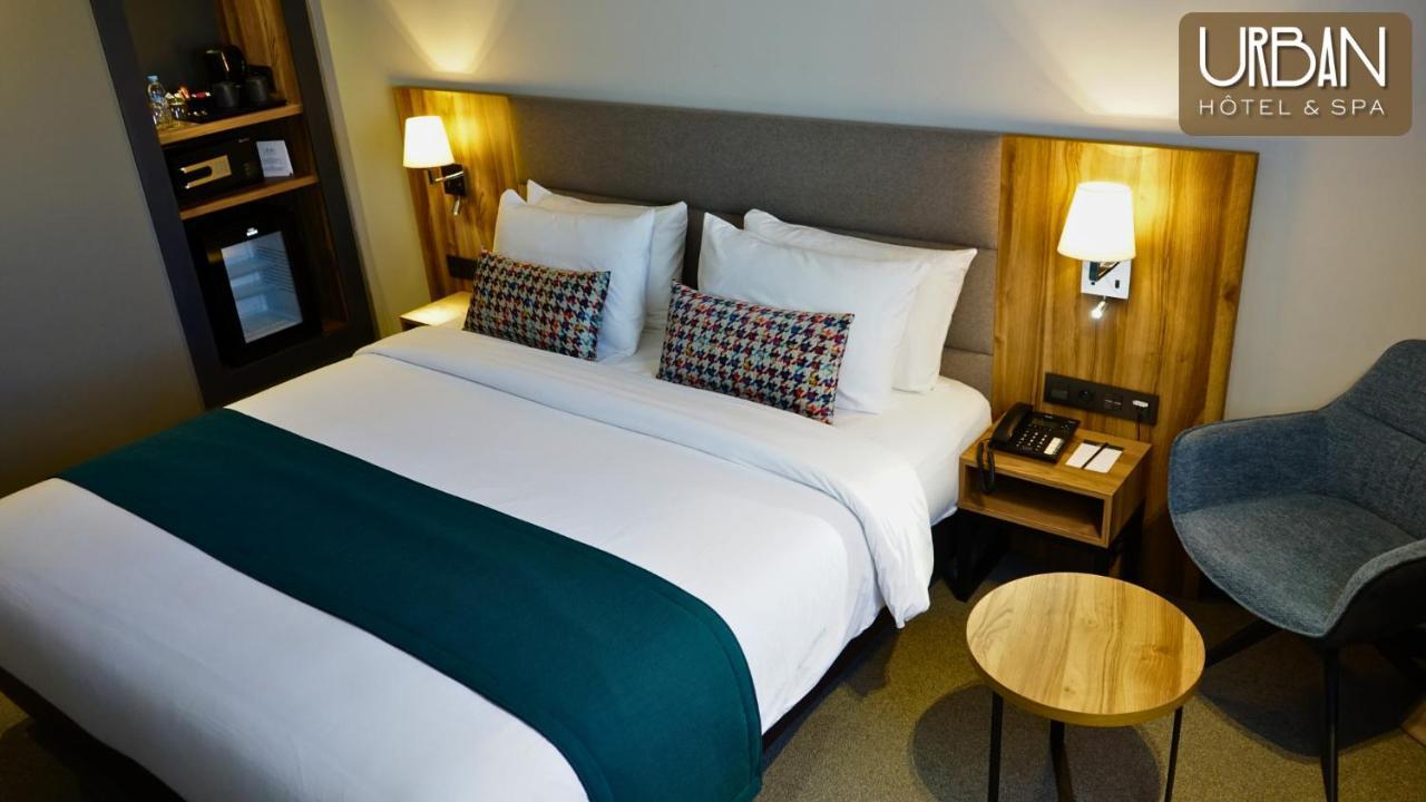 Urban & Hotel